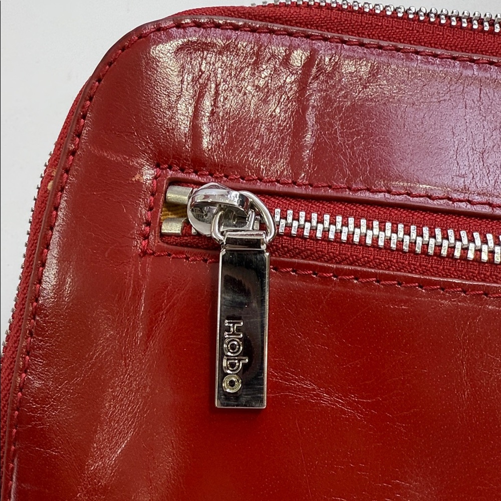 HOBO WOMEN’S RED LEATHER INTERNATIONAL CROSSBODY PURSE - Picture 8 of 9